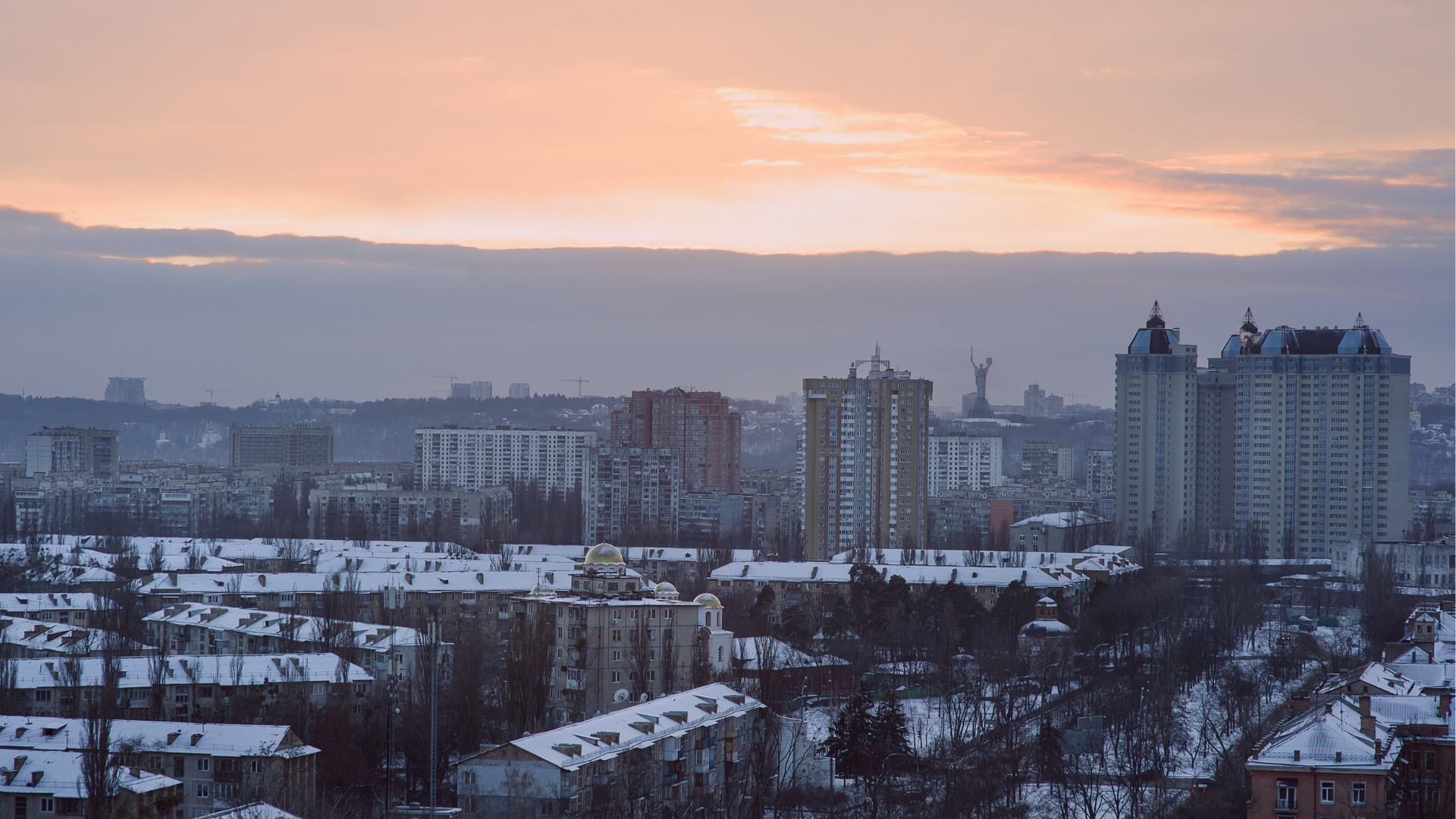 How Ukrainians Are Preparing for Winter and Whether They Plan to Stay at Home