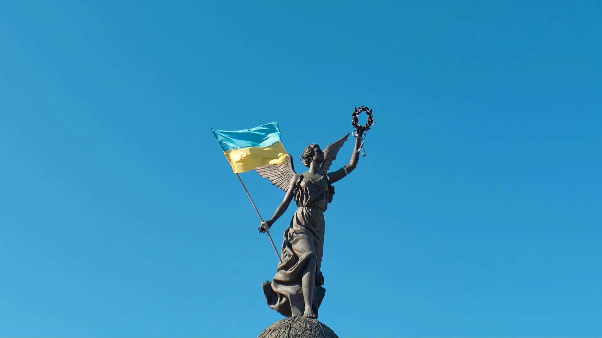 63% of surveyed Ukrainians say they know their rights well, but do not feel they are adequately protected